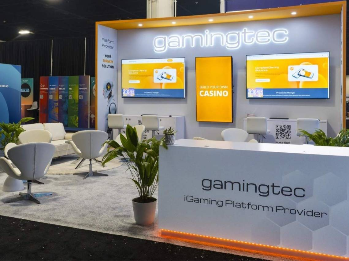 gaming tec twenty by twenty custom trade show display